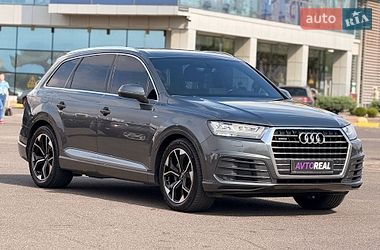 Позашляховик / Кросовер Audi Q7 2016 в Кривому Розі