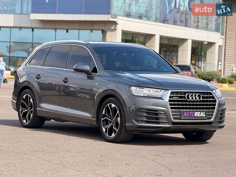 Позашляховик / Кросовер Audi Q7 2016 в Кривому Розі