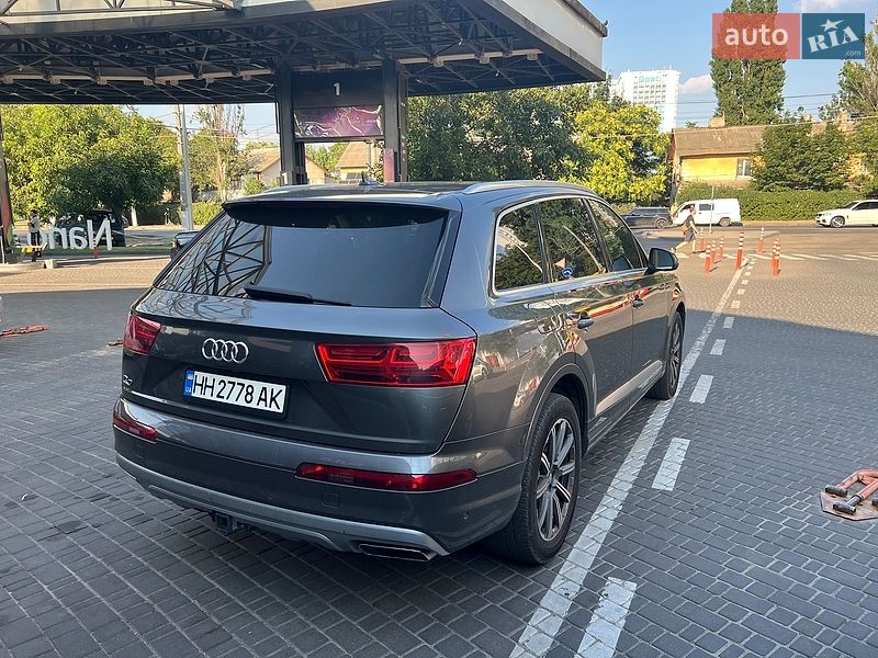 Внедорожник / Кроссовер Audi Q7 2018 в Одессе
