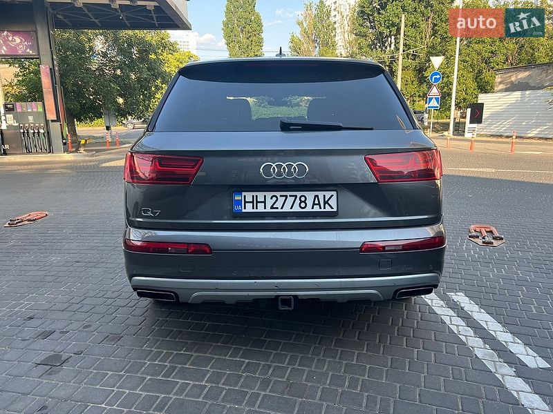 Внедорожник / Кроссовер Audi Q7 2018 в Одессе