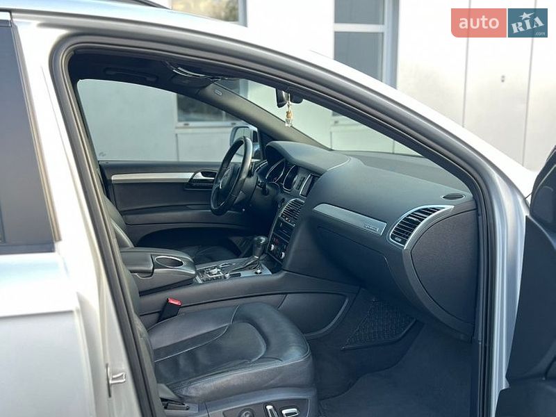 Внедорожник / Кроссовер Audi Q7 2012 в Ковеле