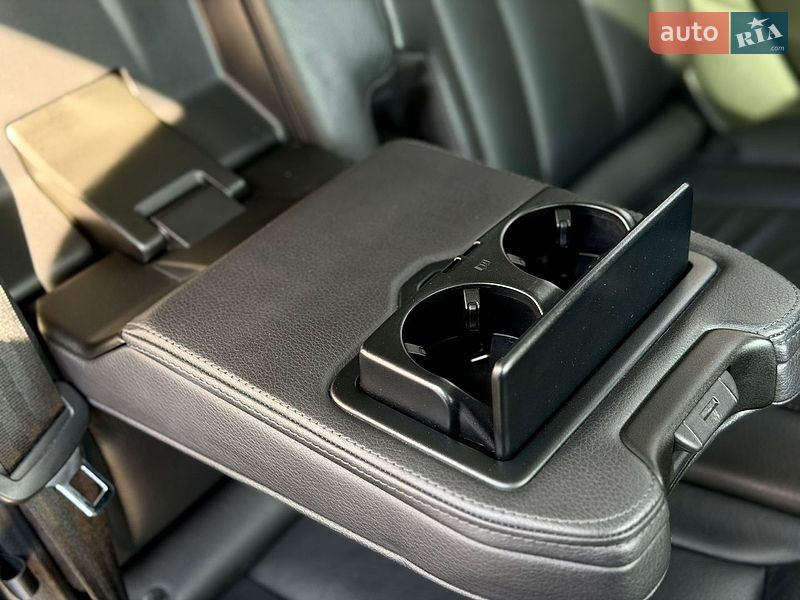 Внедорожник / Кроссовер Audi Q7 2015 в Киеве