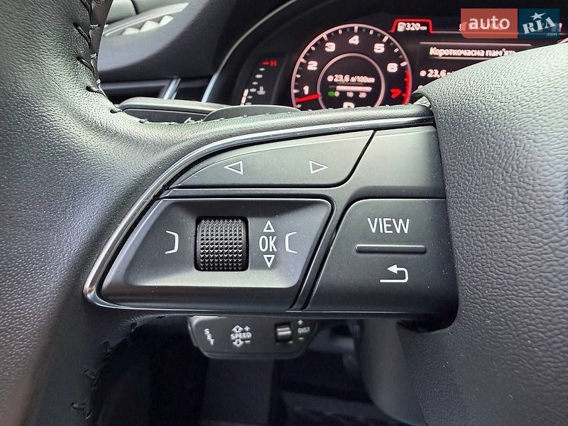 Позашляховик / Кросовер Audi Q7 2017 в Києві
