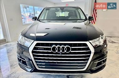 Внедорожник / Кроссовер Audi Q7 2017 в Мукачево