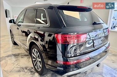 Внедорожник / Кроссовер Audi Q7 2017 в Мукачево