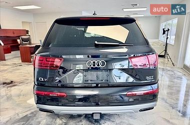 Внедорожник / Кроссовер Audi Q7 2017 в Мукачево