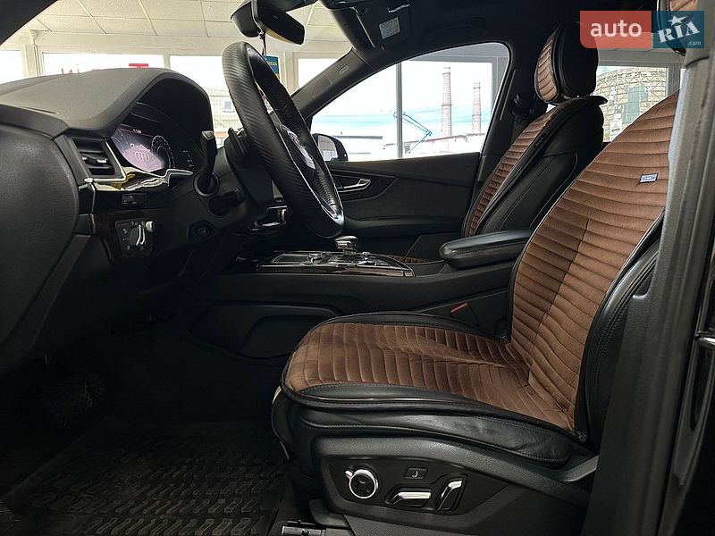 Внедорожник / Кроссовер Audi Q7 2018 в Киеве