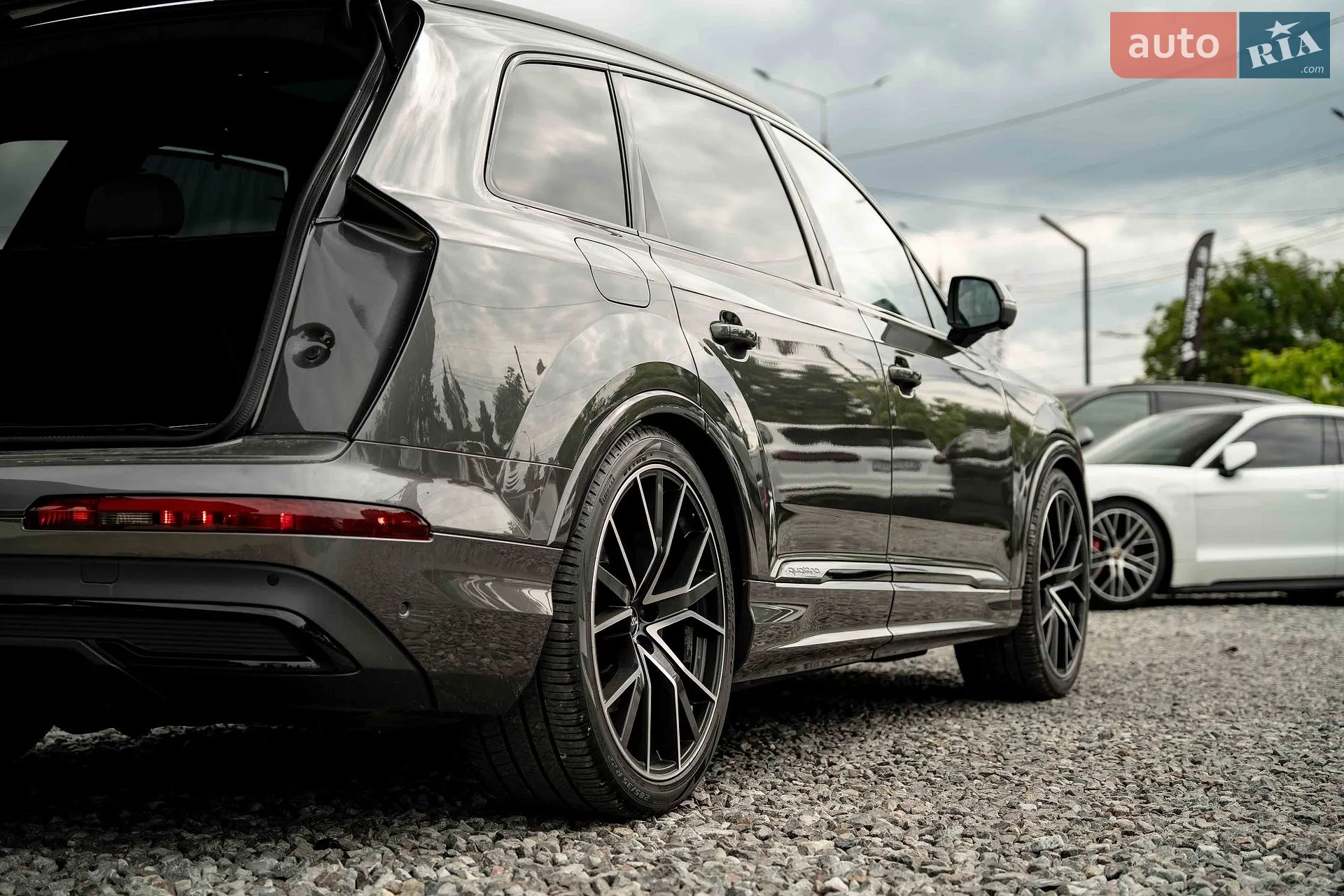2020 Audi Q7 - мініатюра 12