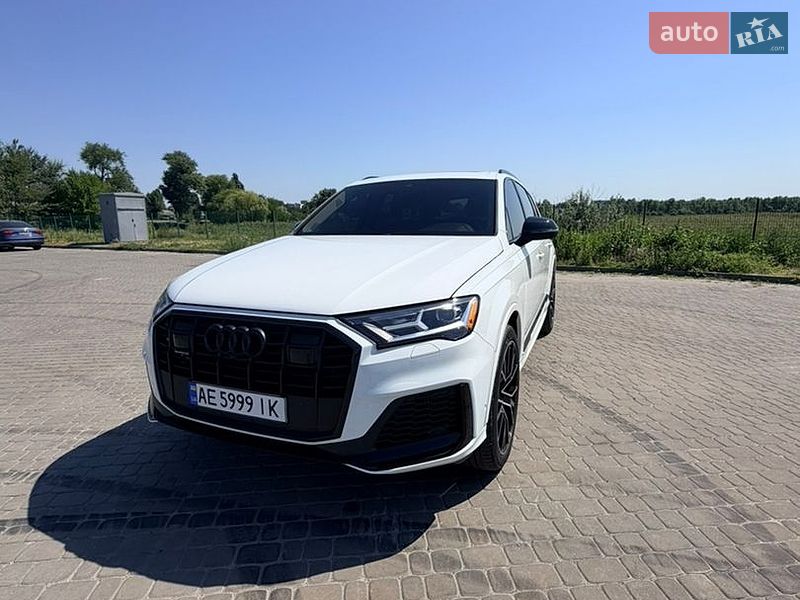 Внедорожник / Кроссовер Audi Q7 2020 в Днепре