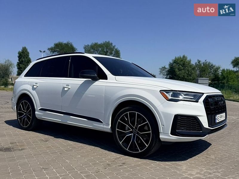 Внедорожник / Кроссовер Audi Q7 2020 в Днепре