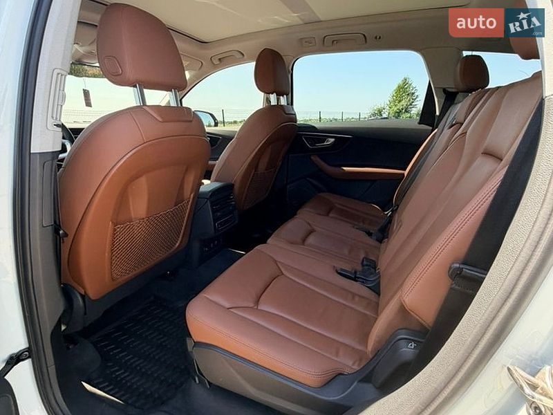Внедорожник / Кроссовер Audi Q7 2020 в Днепре