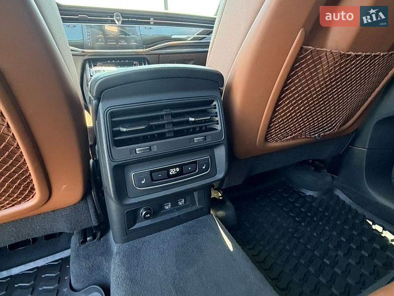 Внедорожник / Кроссовер Audi Q7 2020 в Днепре