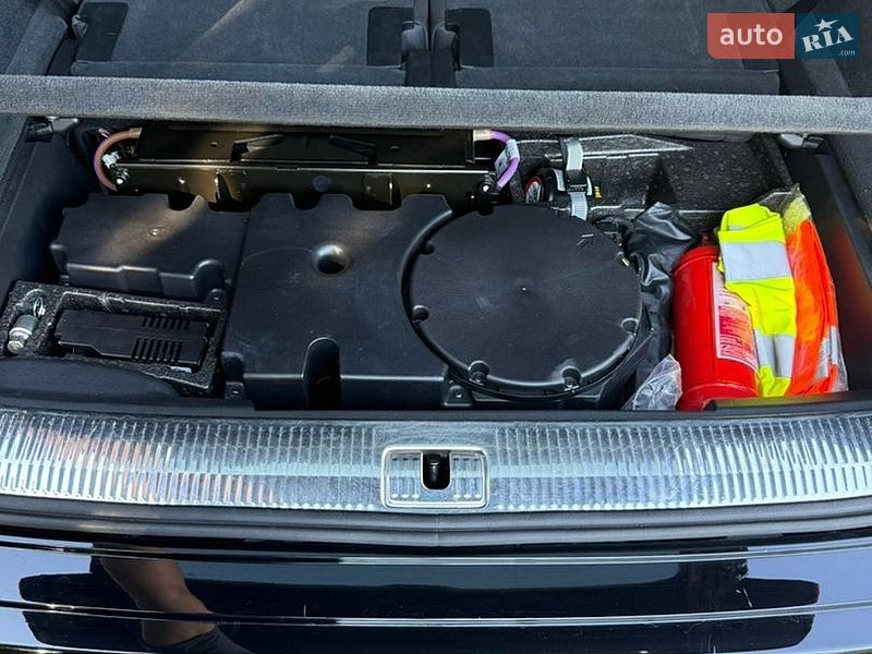 Внедорожник / Кроссовер Audi Q7 2020 в Ивано-Франковске