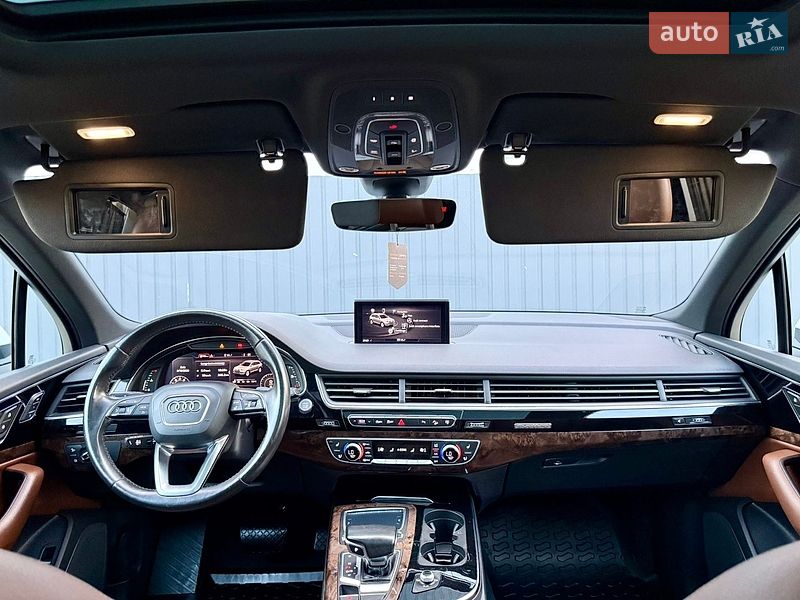 Позашляховик / Кросовер Audi Q7 2016 в Стрию