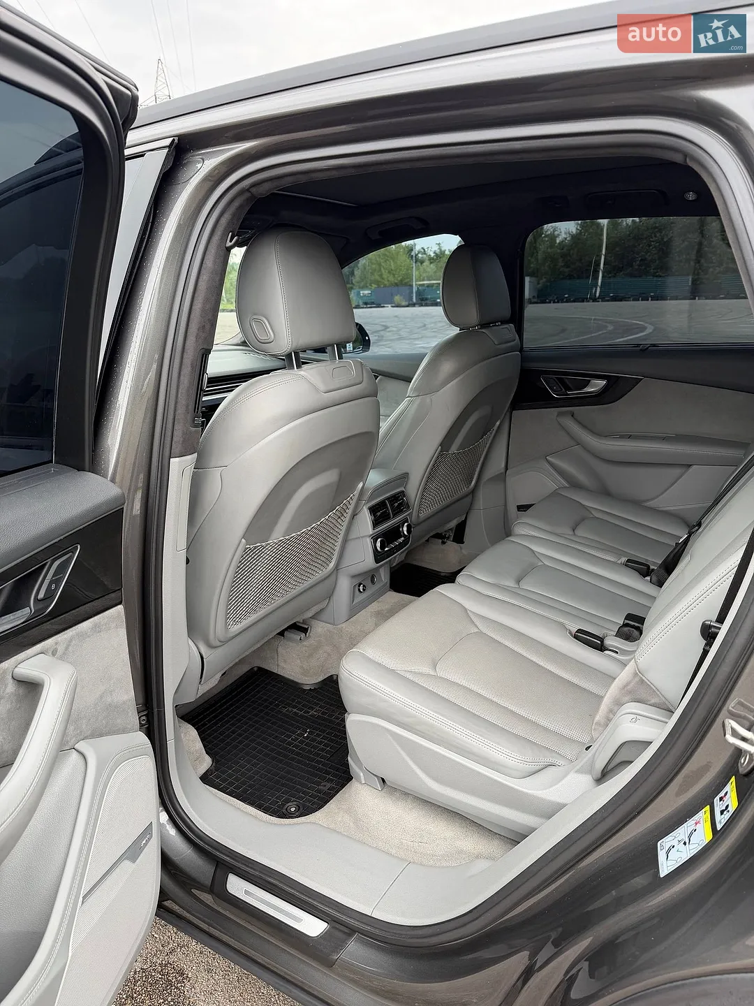 2018 Audi Q7 - мініатюра 13