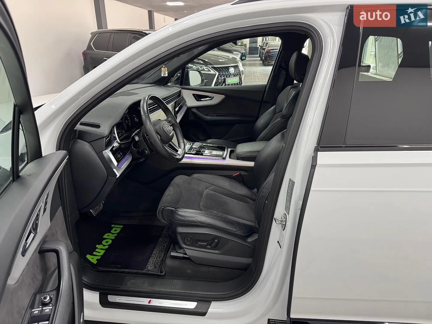 2020 Audi Q7 - мініатюра 13