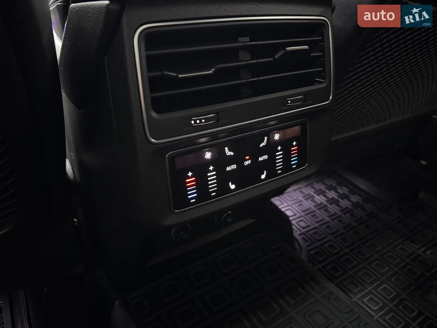 2020 Audi Q7 - мініатюра 22