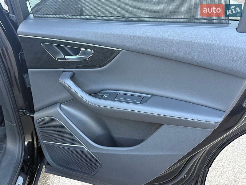 Внедорожник / Кроссовер Audi Q7 2022 в Белой Церкви