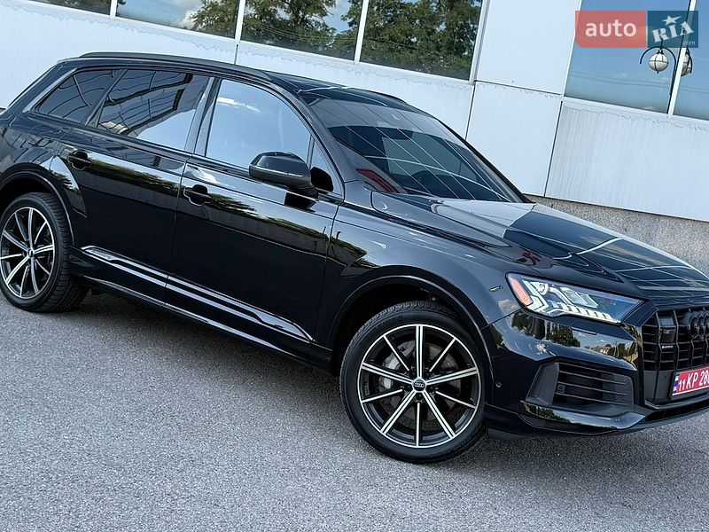 Внедорожник / Кроссовер Audi Q7 2022 в Белой Церкви
