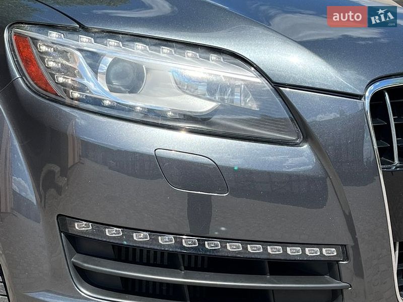 Позашляховик / Кросовер Audi Q7 2015 в Рівному
