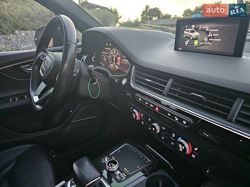 Внедорожник / Кроссовер Audi Q7 2017 в Днепре