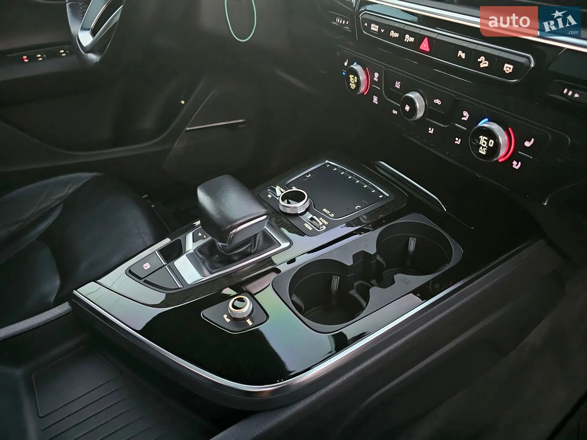 2017 Audi Q7 - мініатюра 32