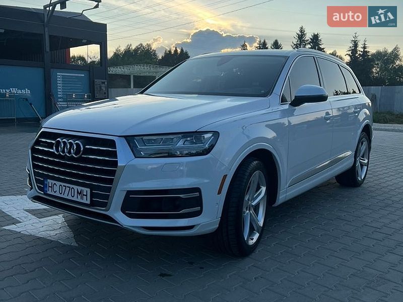 Внедорожник / Кроссовер Audi Q7 2018 в Самборе
