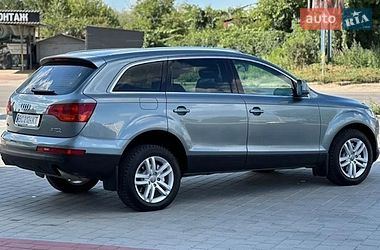 Позашляховик / Кросовер Audi Q7 2009 в Камені-Каширському
