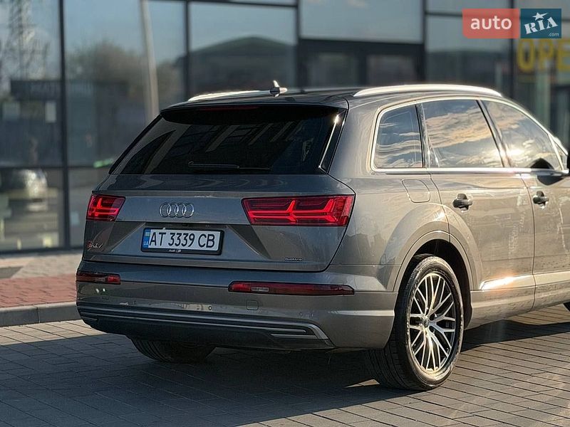 Внедорожник / Кроссовер Audi Q7 2016 в Ивано-Франковске