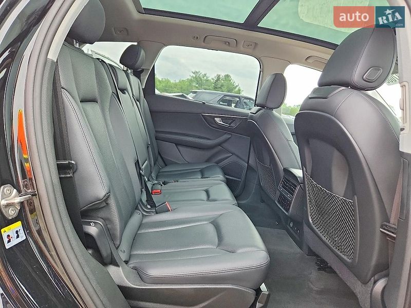 Внедорожник / Кроссовер Audi Q7 2023 в Киеве