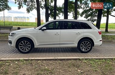 Позашляховик / Кросовер Audi Q7 2017 в Полтаві