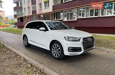 Позашляховик / Кросовер Audi Q7 2017 в Полтаві