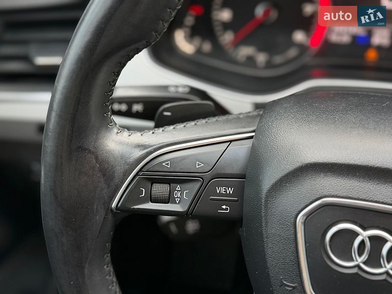 Внедорожник / Кроссовер Audi Q7 2017 в Шептицькому