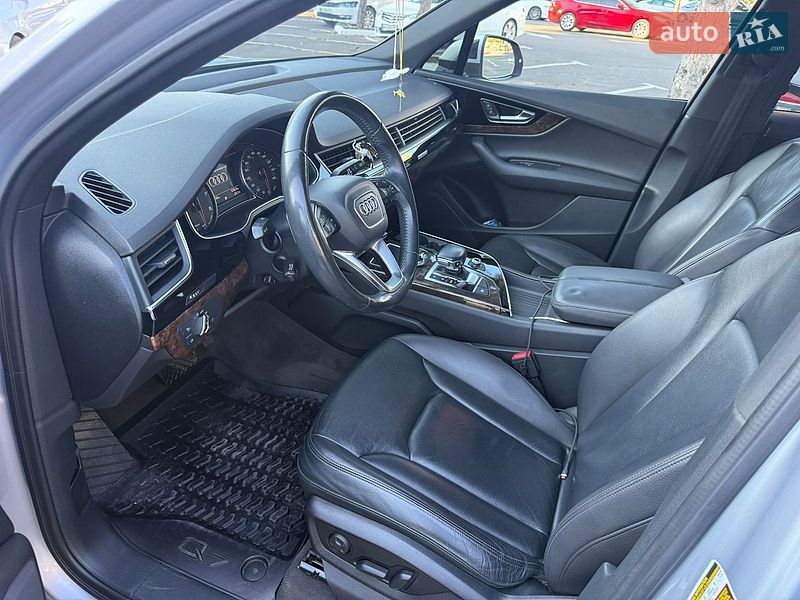 Позашляховик / Кросовер Audi Q7 2017 в Одесі