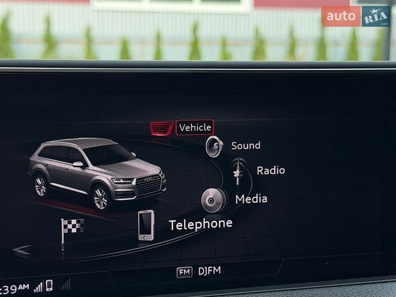 Позашляховик / Кросовер Audi Q7 2017 в Луцьку