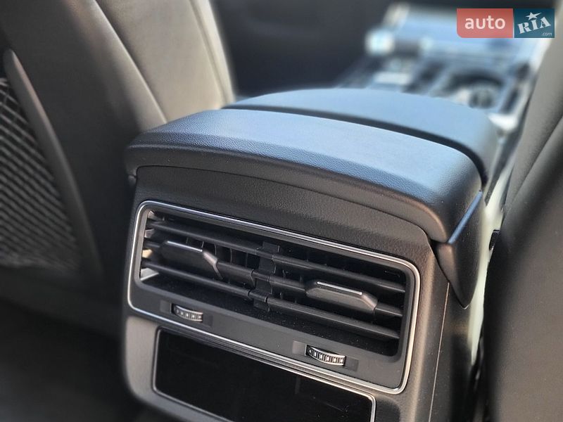 Позашляховик / Кросовер Audi Q7 2021 в Одесі
