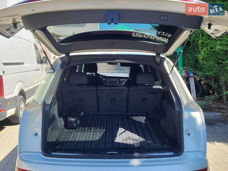 Позашляховик / Кросовер Audi Q7 2021 в Одесі