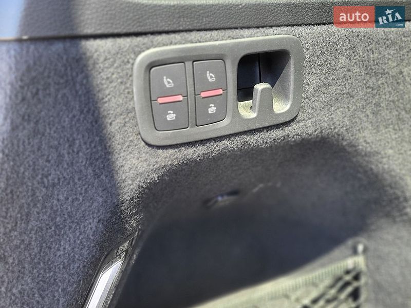 Позашляховик / Кросовер Audi Q7 2021 в Одесі