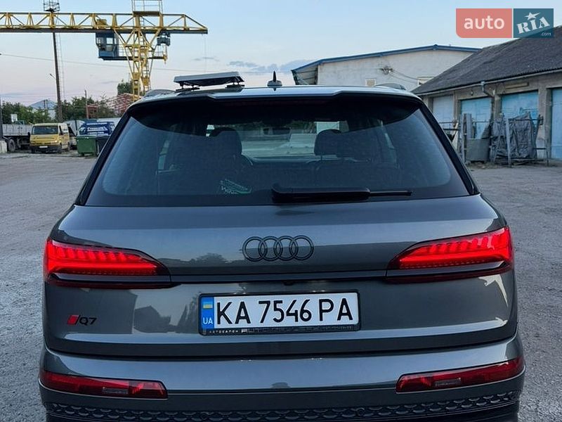 Позашляховик / Кросовер Audi Q7 2024 в Івано-Франківську