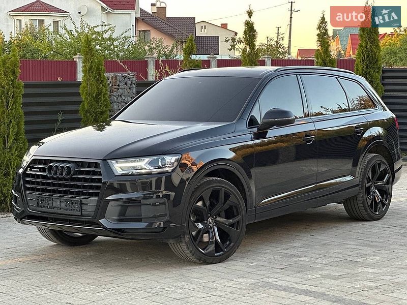 Позашляховик / Кросовер Audi Q7 2016 в Трускавці