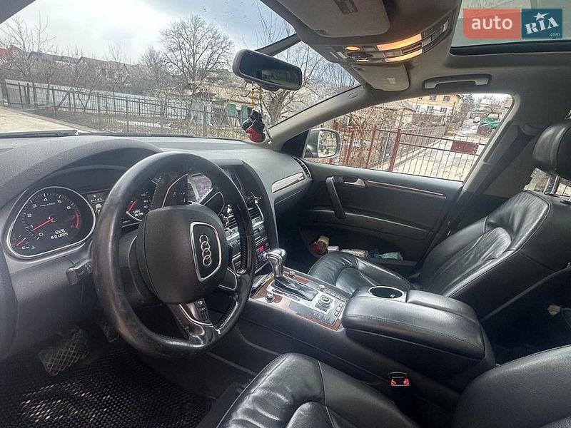 Внедорожник / Кроссовер Audi Q7 2011 в Тульчине