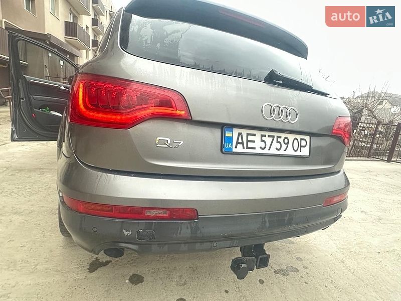 Внедорожник / Кроссовер Audi Q7 2011 в Тульчине