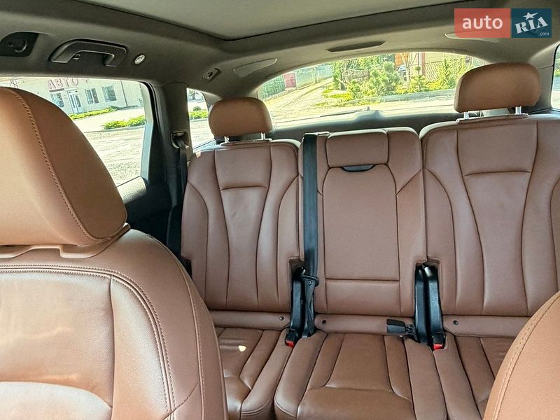 Позашляховик / Кросовер Audi Q7 2022 в Гусятині