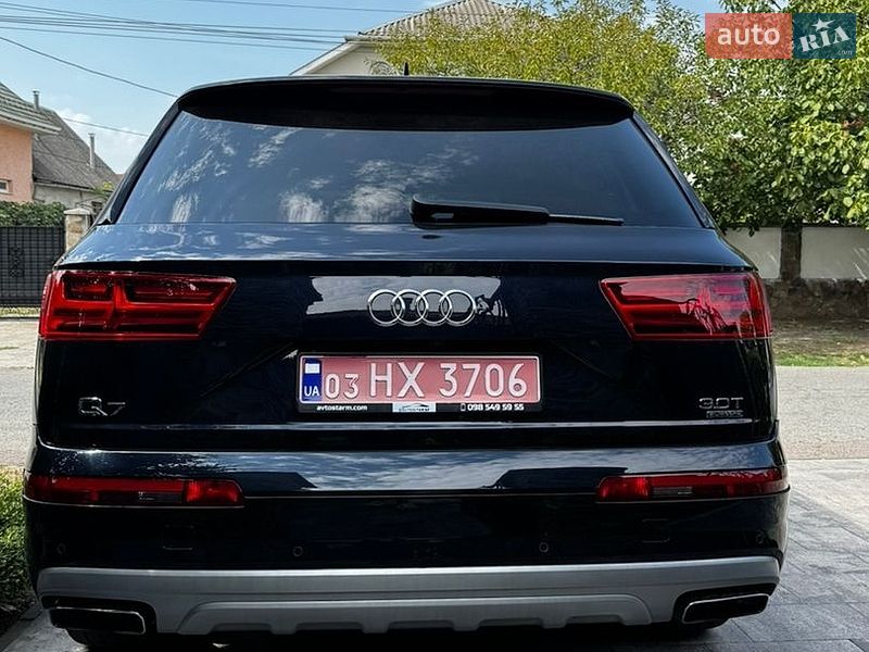 Внедорожник / Кроссовер Audi Q7 2017 в Киеве