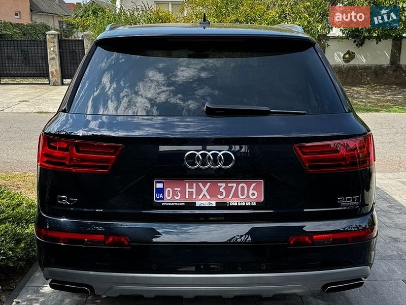Внедорожник / Кроссовер Audi Q7 2017 в Киеве