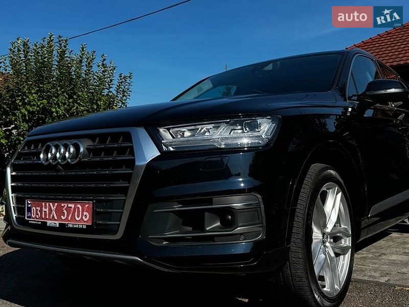 Внедорожник / Кроссовер Audi Q7 2017 в Киеве