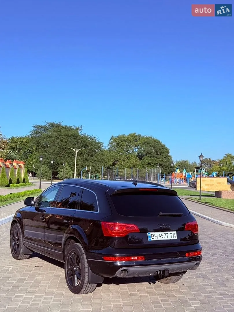 2010 Audi Q7 - мініатюра 9