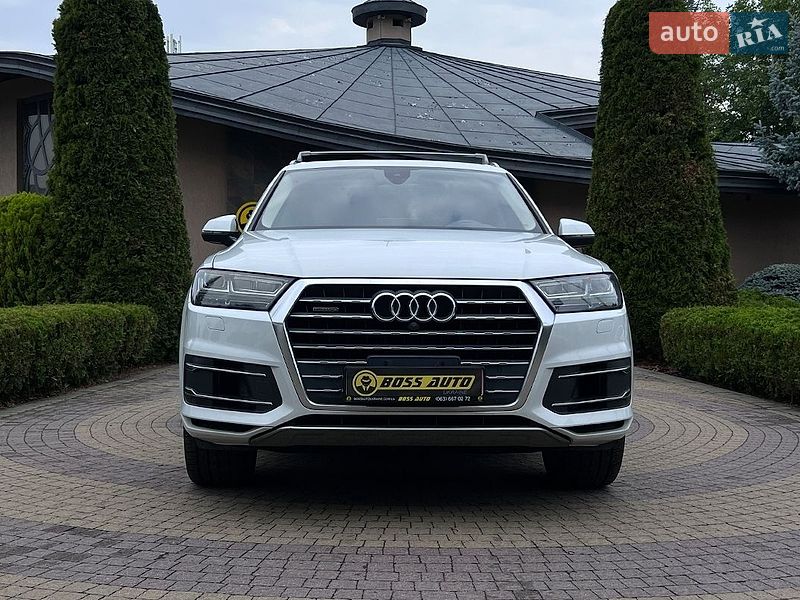 Внедорожник / Кроссовер Audi Q7 2017 в Львове