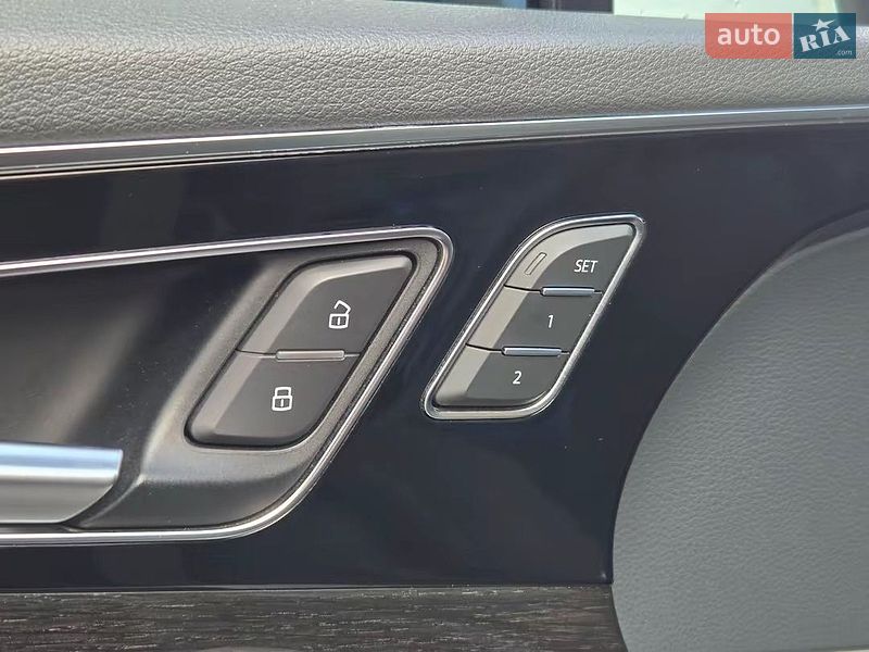 Позашляховик / Кросовер Audi Q7 2018 в Києві