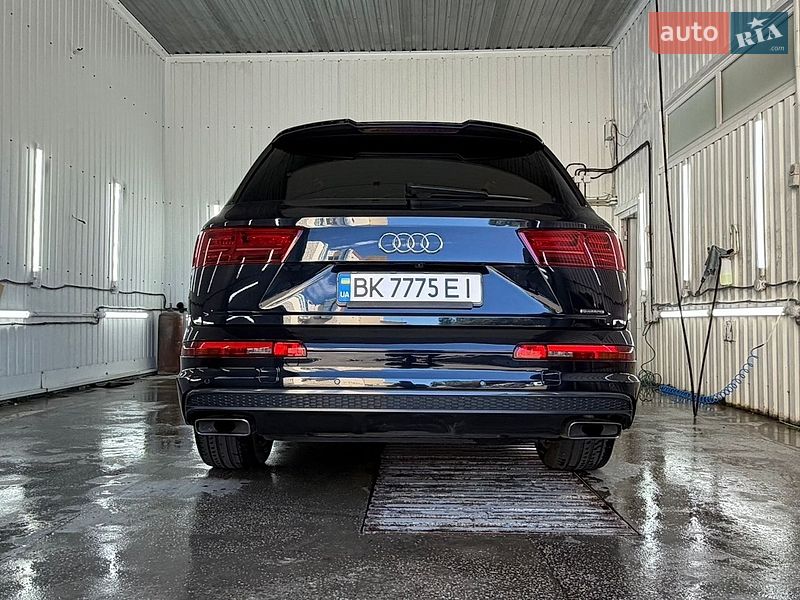 Audi Q7 2017